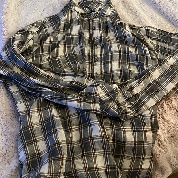 Over sized lightweight plaid button down shirt size s long nasty gal - Picture 2 of 2